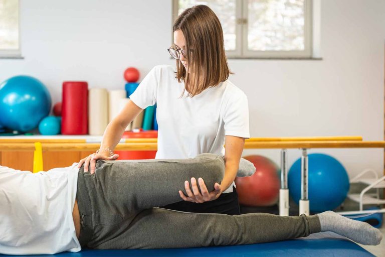 traitement de physiothérapie pour une douleur à la hanche